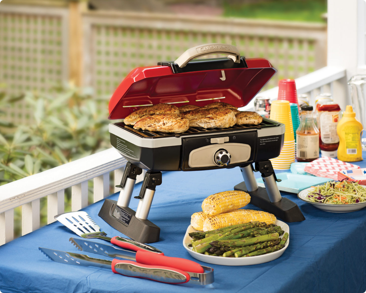 Cuisinart® Petite Gourmet Portable Gas Grill